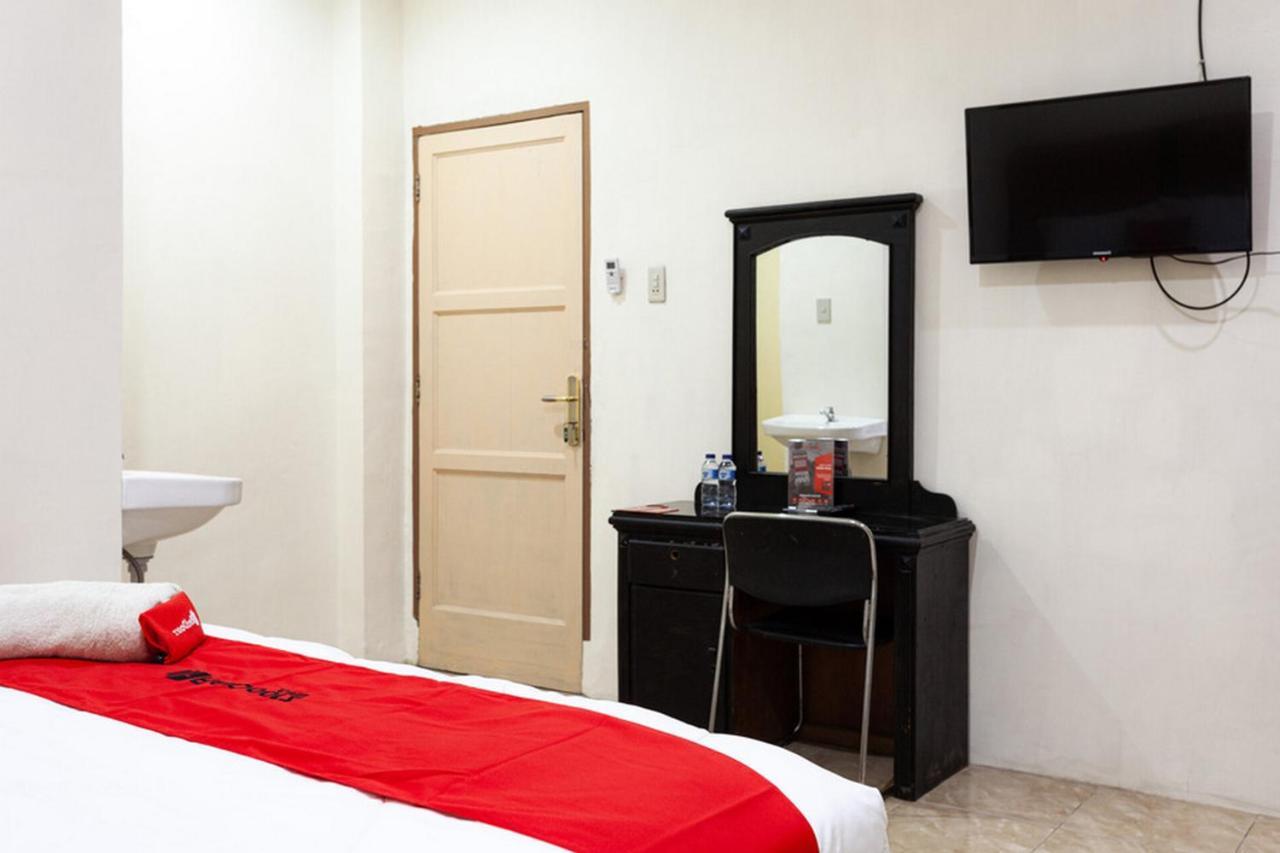 Reddoorz Near Yuki Simpang Raya Mall Medan 2 Exterior foto